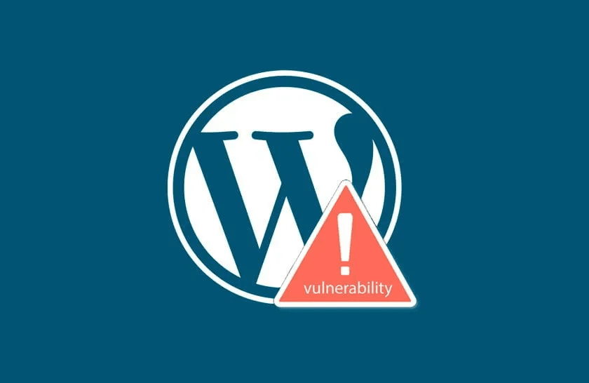Equipo de IT realizando actualización y monitoreo de WordPress en oficina moderna
